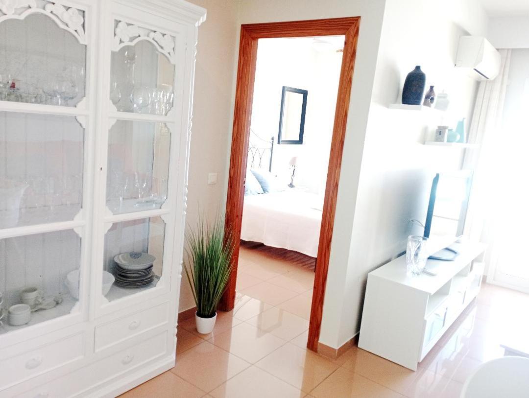 Apartamento Con Vistas En เนร์คา ภายนอก รูปภาพ
